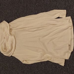 Jessica Simpson maternity white sweater like new condition size medium